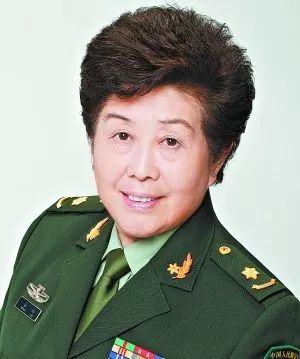 華唐藝術(shù)高中名師教授孟玲