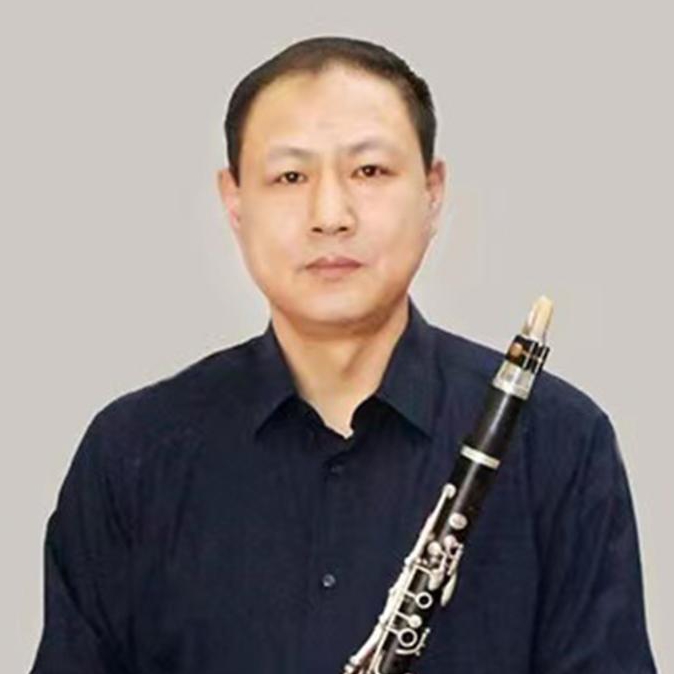 薩克斯教師  李俊龍